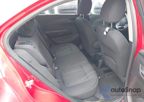 2017 Chevrolet Sonic Lt Auto z USA, uszkodzony, nr VIN 1G1JD5SH1H4141021